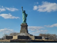 NYC, crucero de 1 hora por la Estatua de la Libertad y la Isla Ellis - Housity
