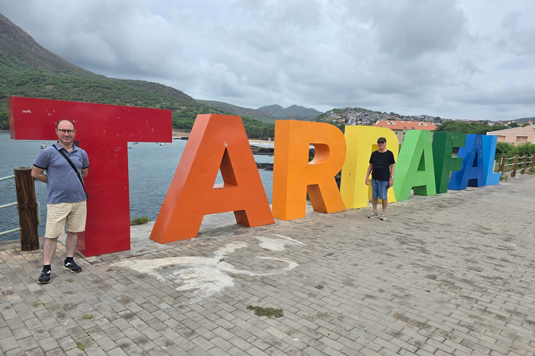 Praia: Santiago Island Tour with Airport Transfer Airport transfer luxury
