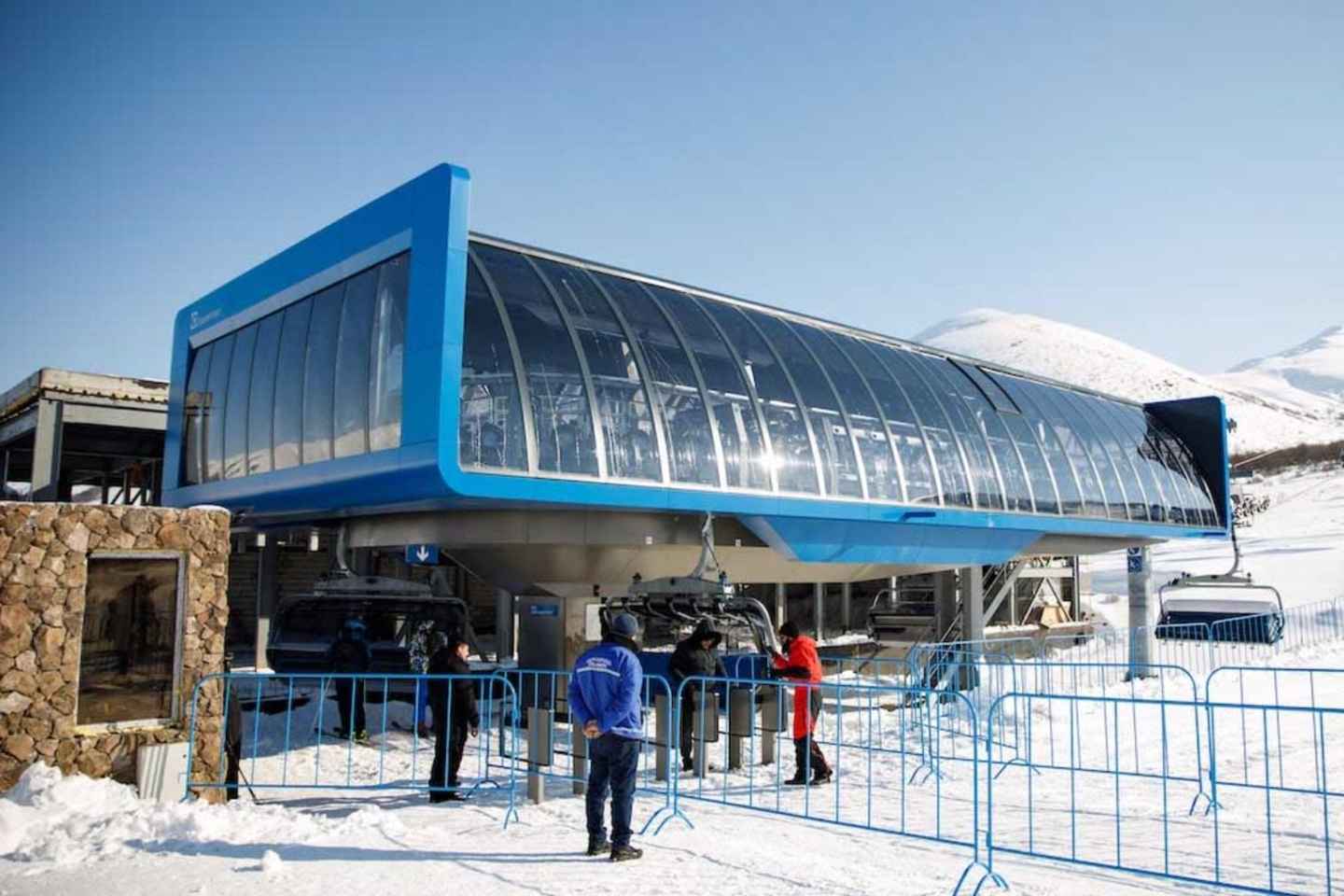 Yerevan: Myler Ski Resort Round-Trip Transfer