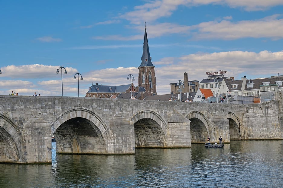 Maastricht: Excursión de un día desde Ámsterdam con punto de 3 países