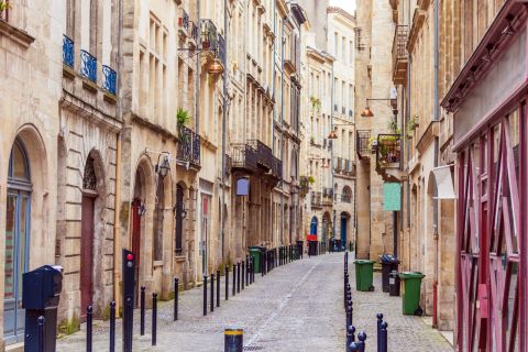 Bordeaux: attrazioni della città e tour di caccia al tesoro senza guida