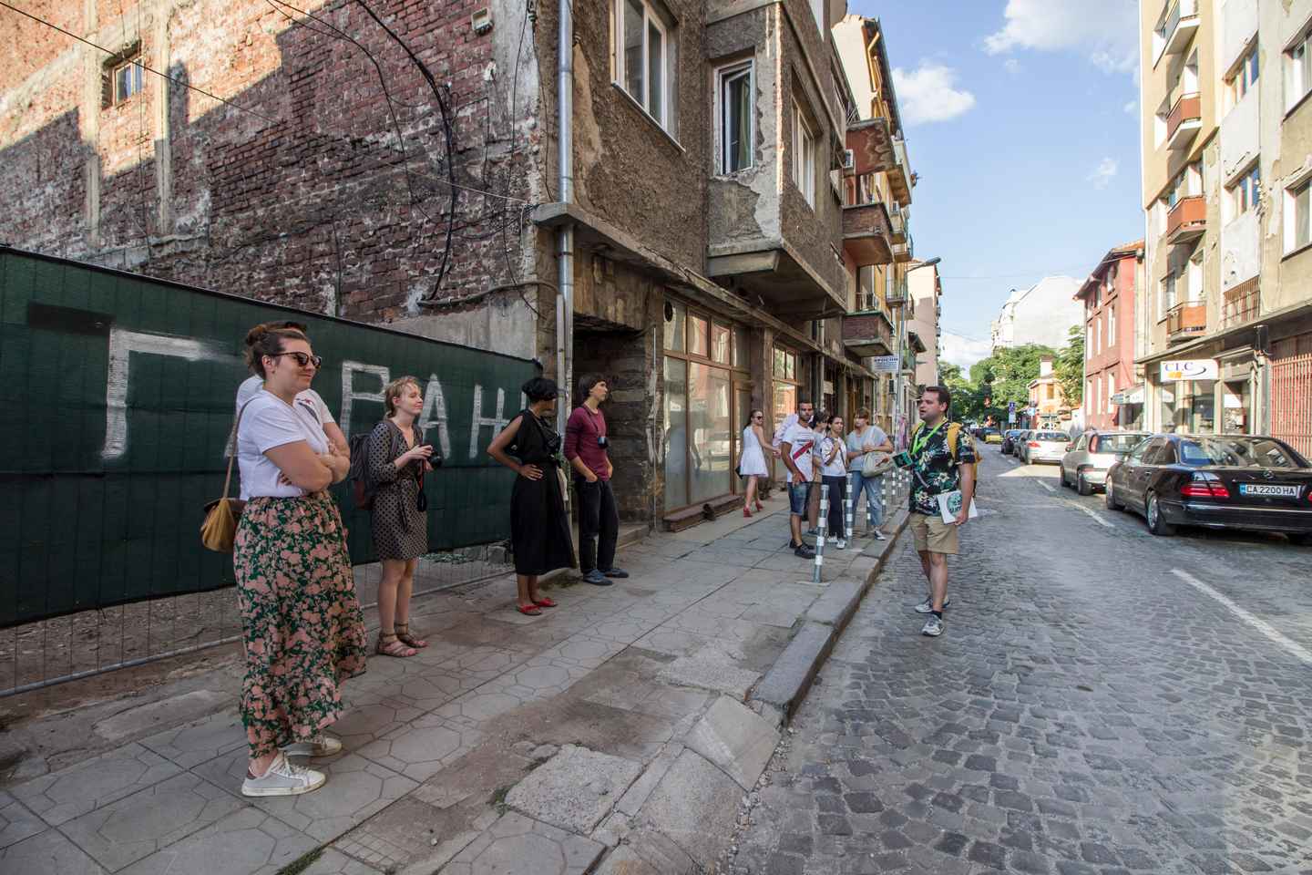 Sofia: Guided Street Art & Stunning Graffiti Walking Tour