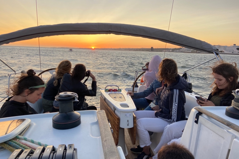 Lissabon: Tagus Fluss Segelboot StadtrundfahrtTour bei Sonnenuntergang