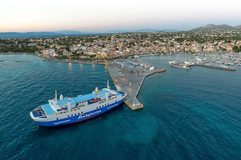 Athens: Ferry Boat Ticket to Aegina Island