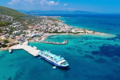 Athen: Fährenticket zur/von der Insel Agistri