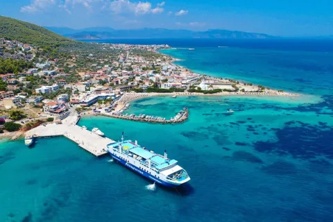 Athènes : Billet de ferry vers/depuis l'île d'Agistri