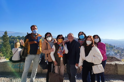 De Sevilha: Viagem de um dia para Granada com entrada para a AlhambraPasseio por Albaicin e mirante para Alhambra e Sierra Nevada