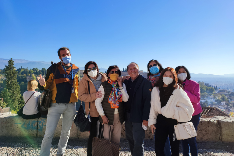 De Sevilha: Viagem de um dia para Granada com entrada para a AlhambraPasseio por Albaicin e mirante para Alhambra e Sierra Nevada