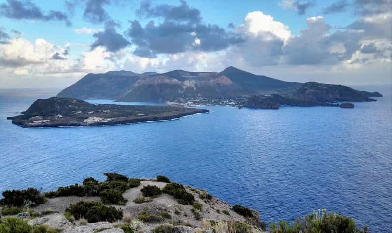 Da Vulcano a Lipari a nuoto