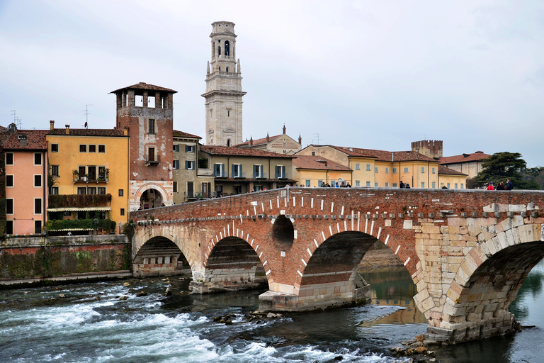 Desde Milán: Venecia y Verona tour de día completo en tren