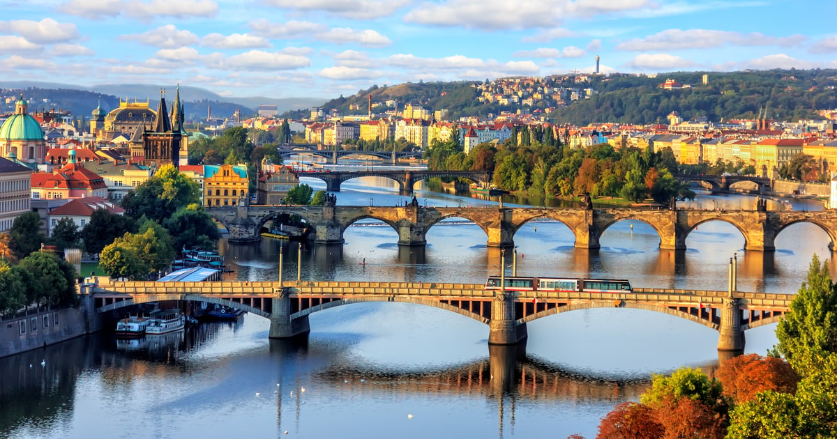 Prague: Vltava River Cruise with Dinner | GetYourGuide