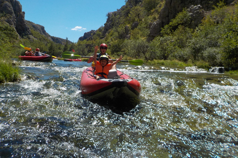 Zadar : Safari guidé en kayak sur la rivière Zrmanja et les chutes d&#039;eauRivière Zrmanja : visite guidée en kayak et chutes d&#039;eau