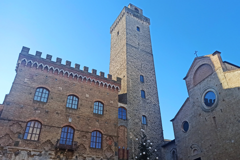 Florencja: Volterra i San Gimignano Wine Tour z lunchemChianti Tour z wizytą w San Gimignano i Volterra