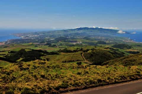 São Miguel West: Full-Day Van Tour with Lunch