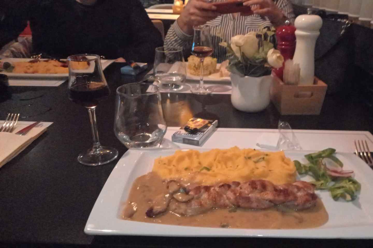 「青の洞窟＆ママミア舞台地巡り6島シュノーケルツアー」