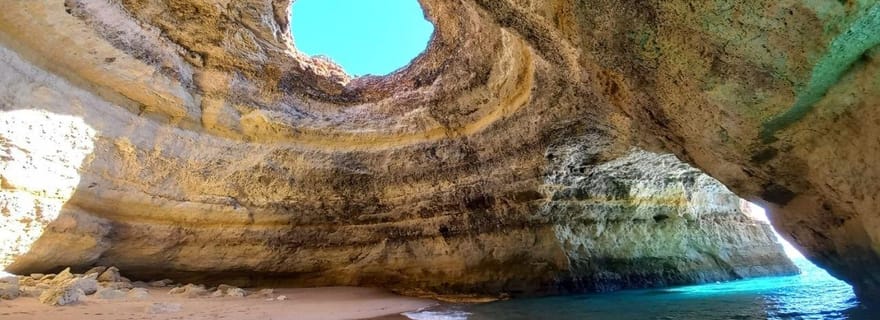 Portimão : Excursion en bateau privé aux grottes de Benagil