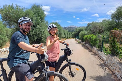 Ostuni : Excursion en E-Bike avec un verre de vin et Bruschetta