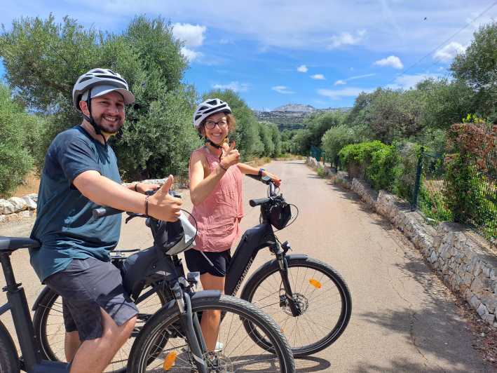 Остуни: тур на электронном велосипеде с бокалом вина и брускеттой