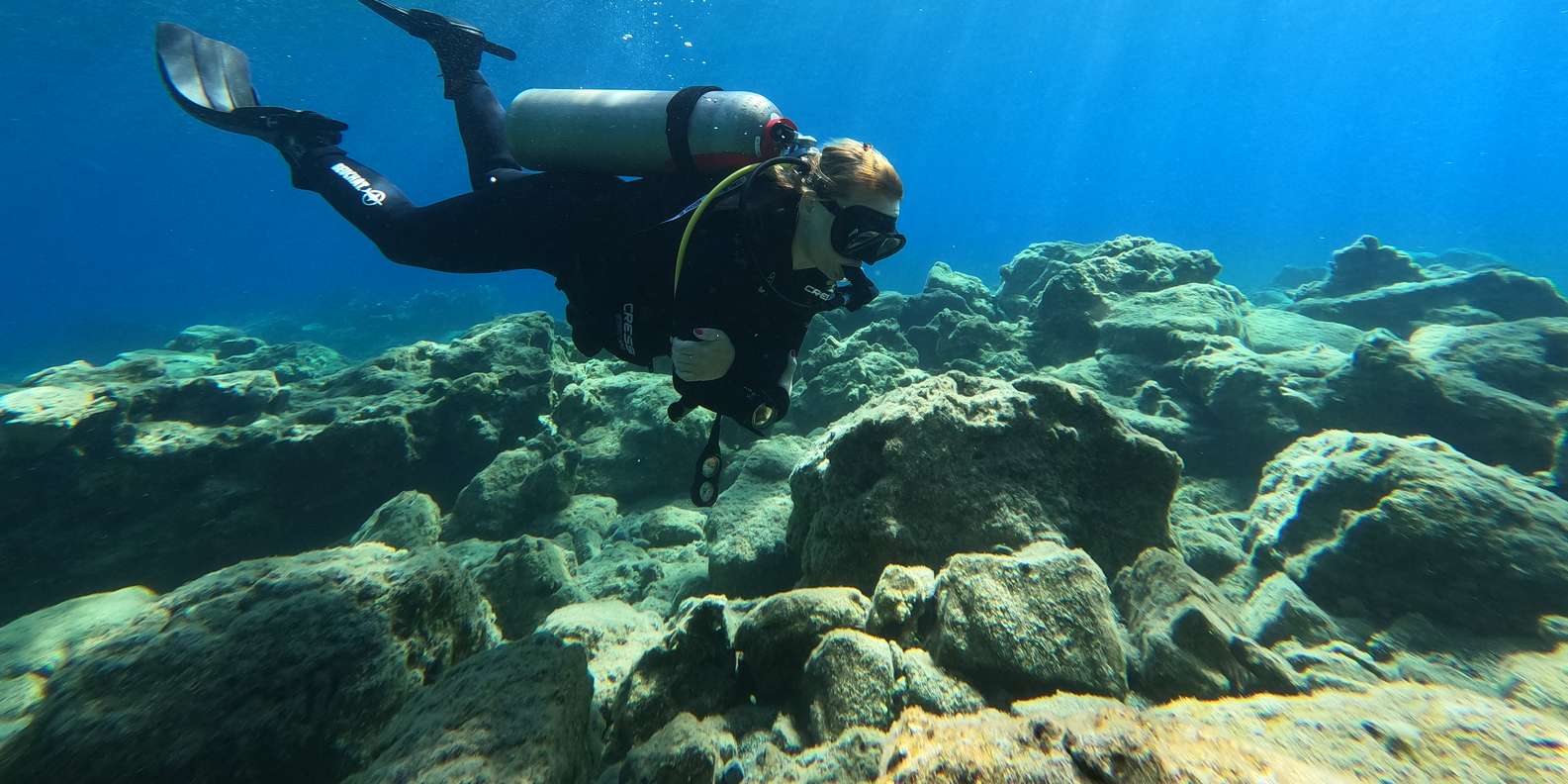 немо 33 бельгия. увс 50 водолазное снаряжение. плавание с аквалангом. дайвинг в бассейне. сиамский залив дайвинг.