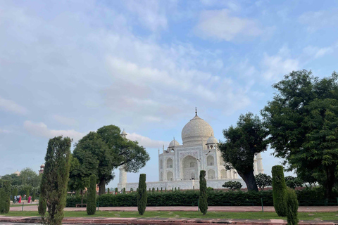 Från Delhi: Taj Mahal och Agra Fort Dagsutflykt med transferRundtur med inträdesbiljetter och lunch