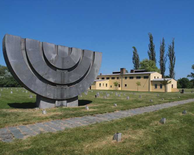 terezin concentration camp guided tour