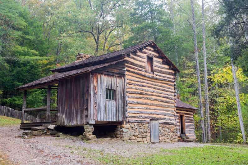 Cades Cove: Self-Guided Sightseeing and Driving Audio Tour | GetYourGuide