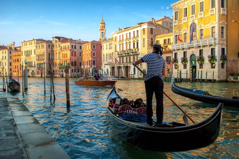 Venice: Grand Canal Private 30-Minute Gondola Ride Venice: Grand Canal Private Gondola Ride