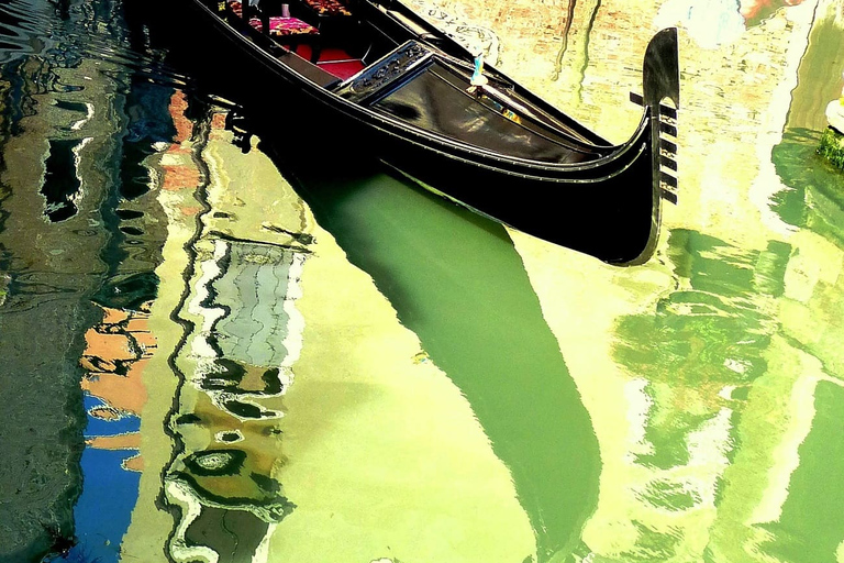 Venice: Grand Canal Private 30-Minute Gondola Ride Venice: Grand Canal Private Gondola Ride