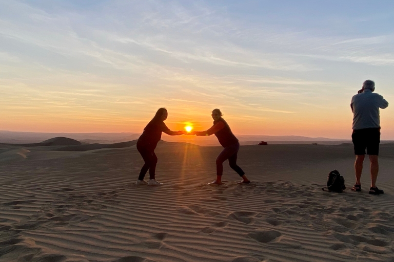 Z Ica lub Huacachina: Dune Buggy w Sunset & SandboardingWspólna wycieczka