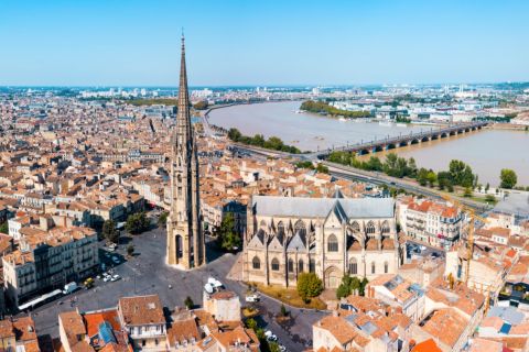 Bordeaux: Self-Guided Exploration Game of Old Town