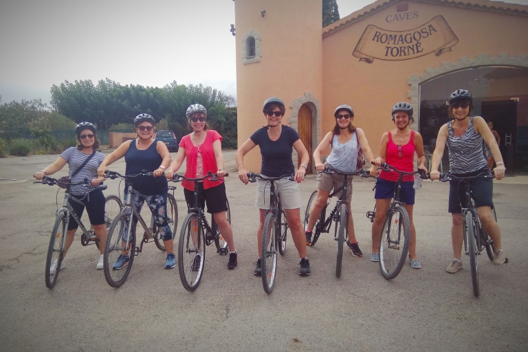 From Sitges: Cycling Tour with Winery visit and Tasting