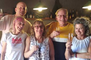 2 Weinkellereien: Sitges Wein-Tour mit Hotelabholung
