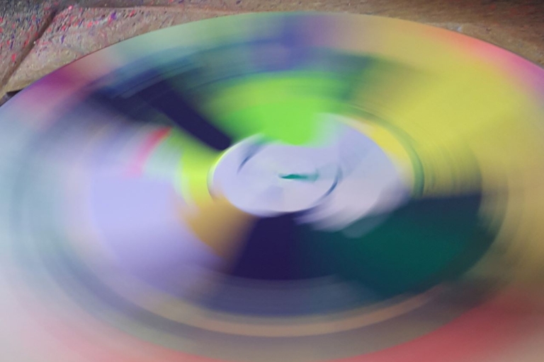 Berlin: Create Your Own Spin Painting at Jans Echternacht