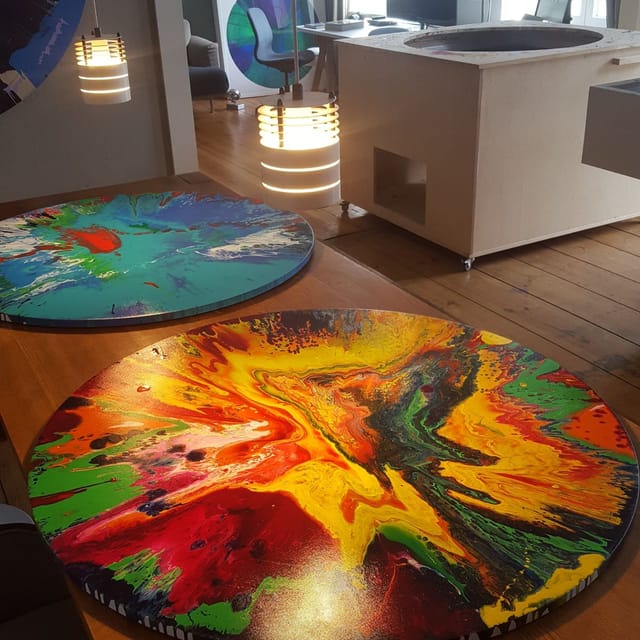 Berlin: Create Your Own Spin Painting at Jans Echternacht