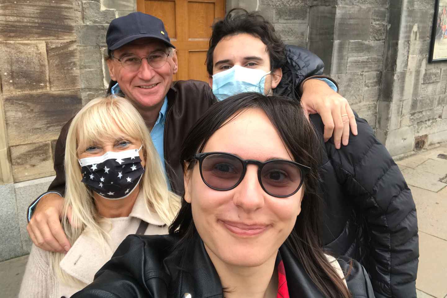 Edinburgh Christmas Tour with a Local