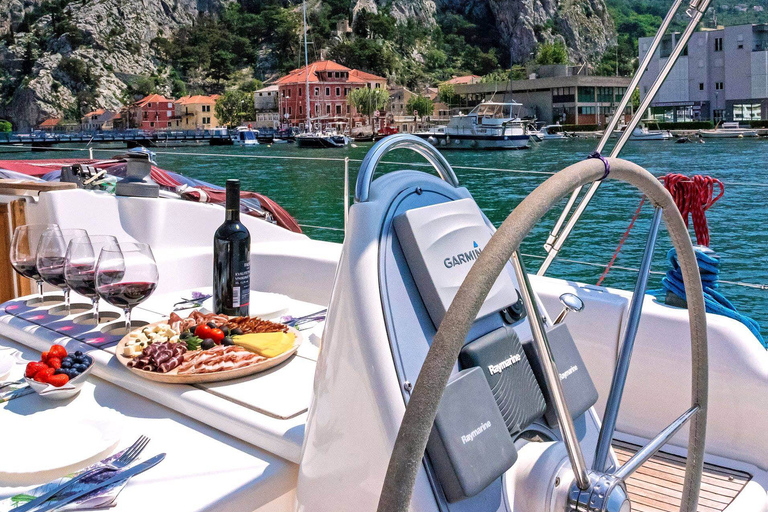 Day Private Sailing Tour: Brač with Lunch, Wine and Beer private cruise brač