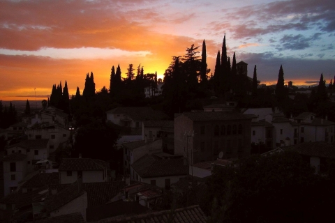 Granada: Geführter Spaziergang bei Sonnenuntergang durch Albaicin und Sacromonte