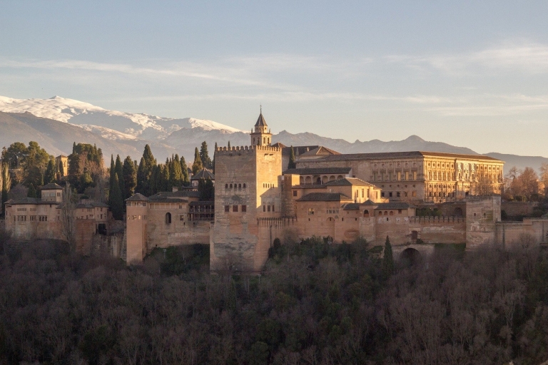 Granada: Geführter Spaziergang bei Sonnenuntergang durch Albaicin und Sacromonte