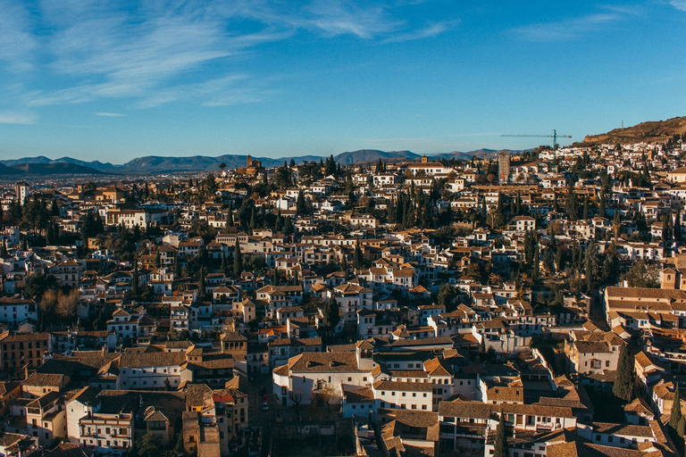 Granada: Geführter Spaziergang bei Sonnenuntergang durch Albaicin und Sacromonte