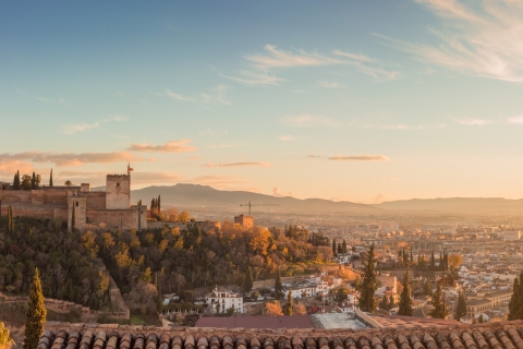 Granada: visita guiada a pie por el Albaicín y el Sacromonte al atardecer