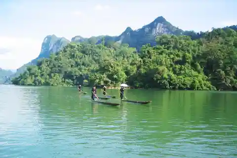 Hanoi: cascata di Ban Gioc, Pac Bo, lago di Ba Be - Tour di 3 giorni