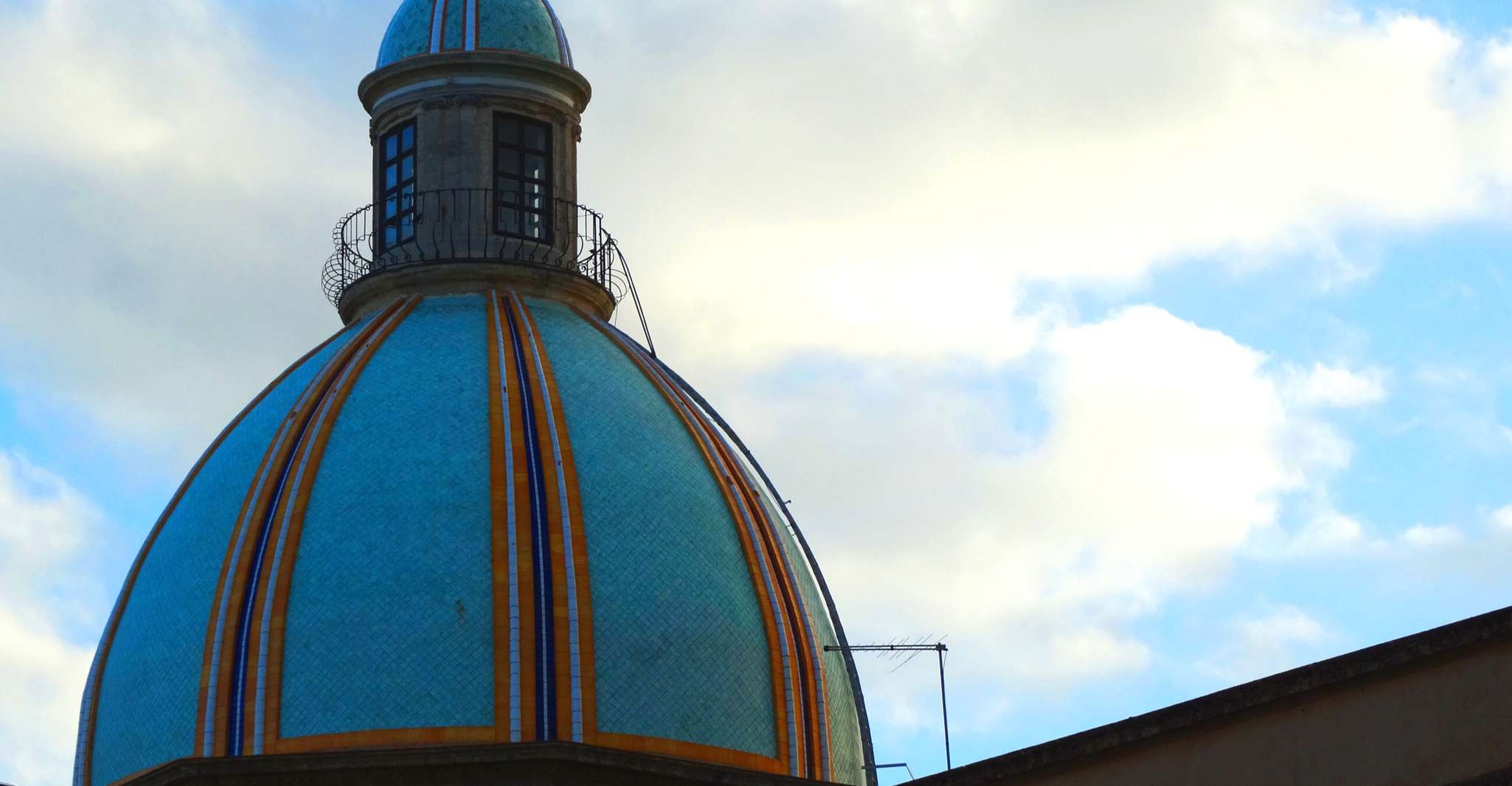 Caltagirone, Traditional Ceramic Town Walking Tour - Hizvo