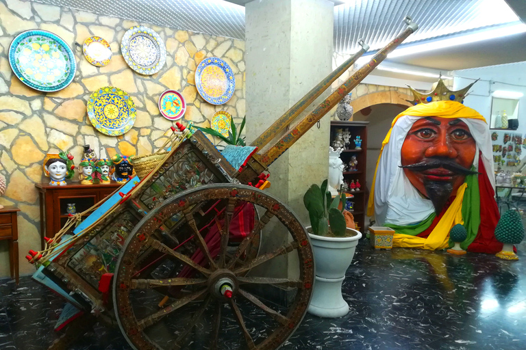 Caltagirone: Traditional Ceramic Town Walking Tour Standard option