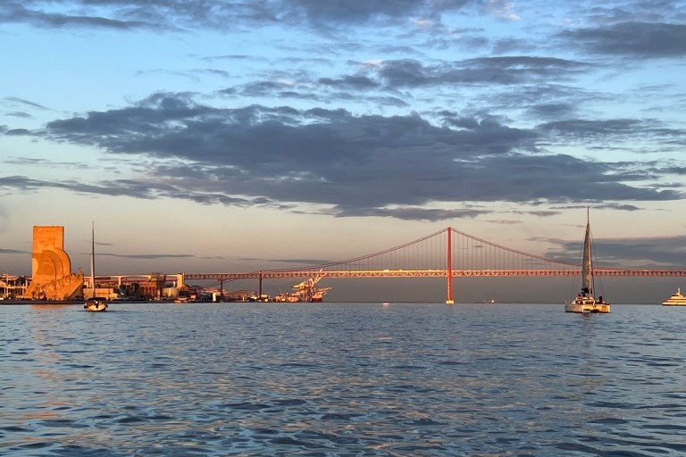 Lissabon: Bootstour auf dem Tejo2-stündige Tour - Sonnenuntergang