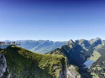 Zürich: Appenzell Day-Trip with Cheese & Chocolate Tastings
