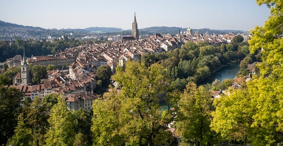 Ab Zürich/Luzern: Tagesausflug in die Hauptstadt Bern und ins Umland