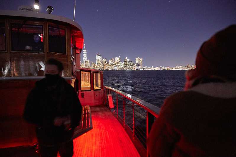new york city lights and skyline cruise on yacht