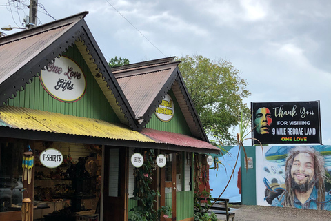 鲍勃·马利九英里之旅（从蒙特哥贝和法尔茅斯出发）鲍勃·马利9英里之旅（从蒙特哥贝和法尔茅斯出发）