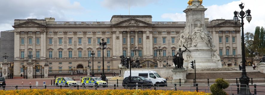 Palaces, Parliament & Power: London's Royal City