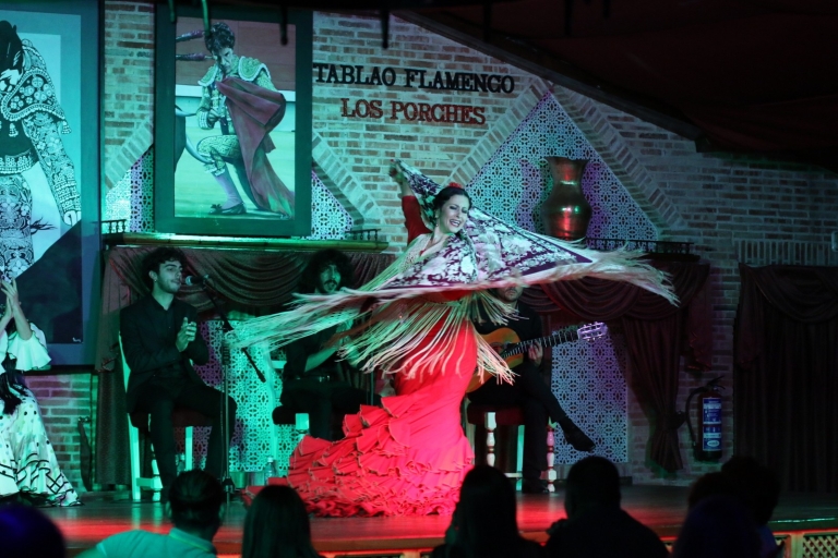 Madrid: live flamencoshow met tapas- en wijnkaart
